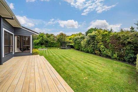 Photo of property in 77 Joseph Banks Drive, Whitby, Porirua, 5024