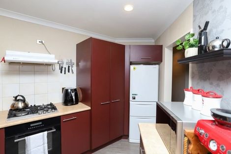 Photo of property in 9 Hollinger Place, Nawton, Hamilton, 3200