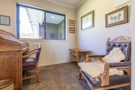 Photo of property in 11 Apatu Place, Waipukurau, 4200