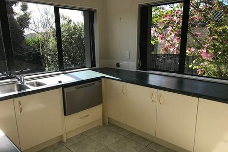 Photo of property in 205 Kilkenny Drive, East Tamaki Heights, Auckland, 2016