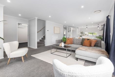 Photo of property in 60 Hokioi Drive, Kenepuru, Porirua, 5022