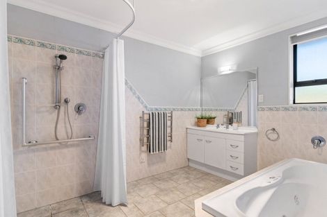 Photo of property in 5 Margaret Place, Lytton West, Gisborne, 4010