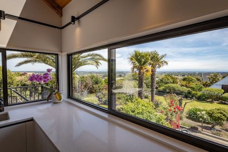 Photo of property in 88 Penruddock Rise, Westmorland, Christchurch, 8025