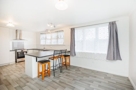 Photo of property in 35 Wilson Crescent, Highbury, Palmerston North, 4412