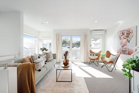 Photo of property in 43b Rolleston Street, Mount Cook, Wellington, 6021