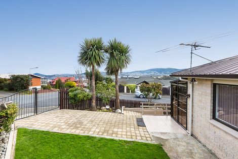 Photo of property in 2 Beverley Place, Waverley, Dunedin, 9013