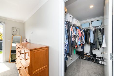 Photo of property in 10 Mcilwaine Place, Marton, 4710