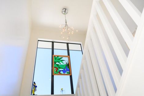 Photo of property in 70 Pacific Drive, Fitzherbert, Palmerston North, 4410