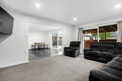 Photo of property in 15 Ivory Street, Rangiora, 7400