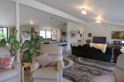 Photo of property in 31 Orchard Road, Kerikeri, 0295