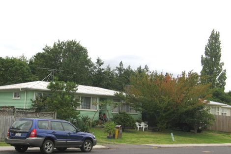 Photo of property in 16 Ivy Place, Birkdale, Auckland, 0626