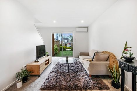Photo of property in 4/10 Riccarton Road, Riccarton, Christchurch, 8011
