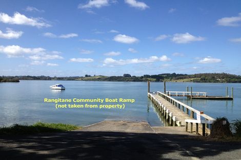 Photo of property in 27 Rangitane Loop Road, Kerikeri, 0294