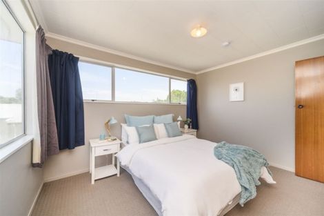 Photo of property in 9 Kaimanawa Street, Kelvin Grove, Palmerston North, 4414