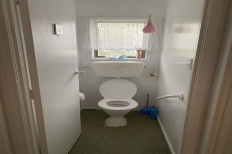 Photo of property in 1/56 Highland Park Drive, Highland Park, Auckland, 2010