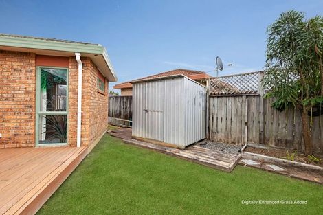 Photo of property in 18 Liddesdale Place, Papakura, 2110