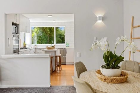 Photo of property in 4 Kenwyn Avenue, St Albans, Christchurch, 8052