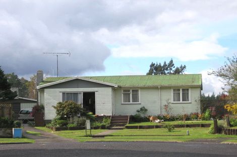 Photo of property in 1 Linton Place, Tokoroa, 3420