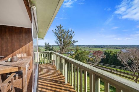 Photo of property in 70 Wishart Road, Helensville, 0800