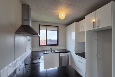 Photo of property in 1/29 Devonshire Road, Unsworth Heights, Auckland, 0632