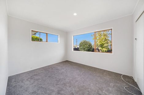 Photo of property in 1/45 Grove Road, Papakura, 2110