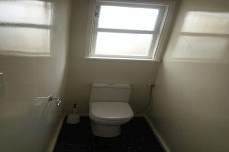 Photo of property in 42 Great South Road, Papatoetoe, Auckland, 2025