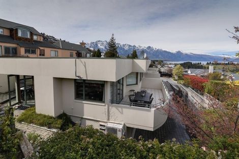Photo of property in 10a Salmond Place, Queenstown, 9300