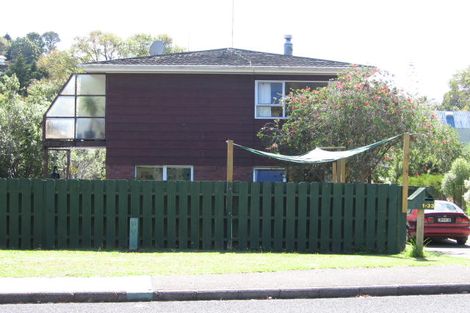 Photo of property in 2/33 Awaruku Road, Torbay, Auckland, 0630