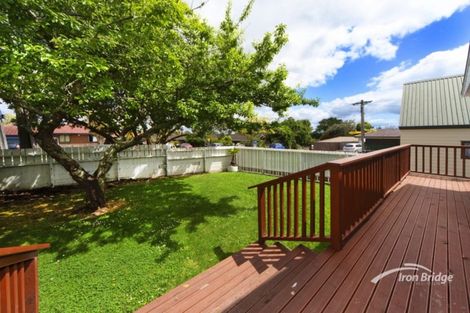 Photo of property in 1/29 Humphrey Kemp Avenue, Henderson, Auckland, 0612