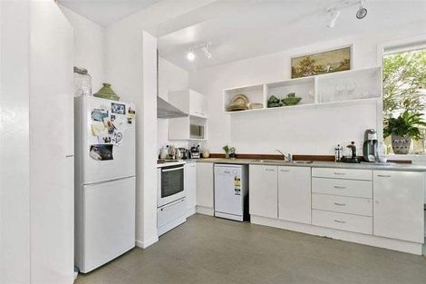 Photo of property in 98 Te Anau Road, Hataitai, Wellington, 6021