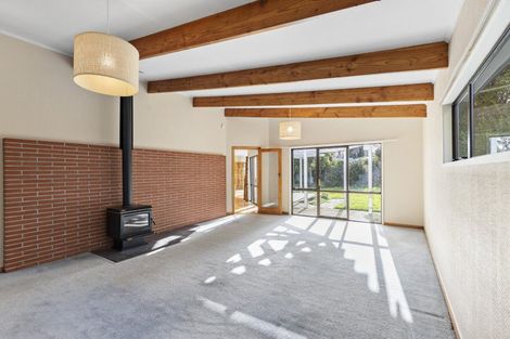 Photo of property in 106 Atawhai Road, Fitzherbert, Palmerston North, 4410
