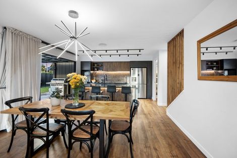 Photo of property in 2a Roland Road, Greenhithe, Auckland, 0632