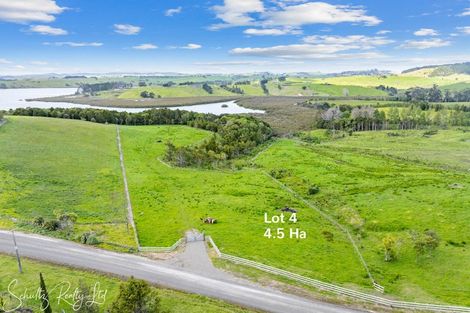 Photo of property in 186 Metcalfe Road, Matakohe, 0593
