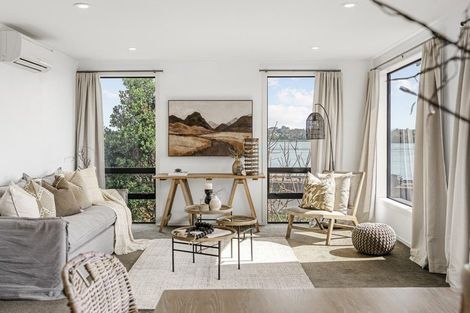 Photo of property in 7/144 Third Avenue, Tauranga, 3110