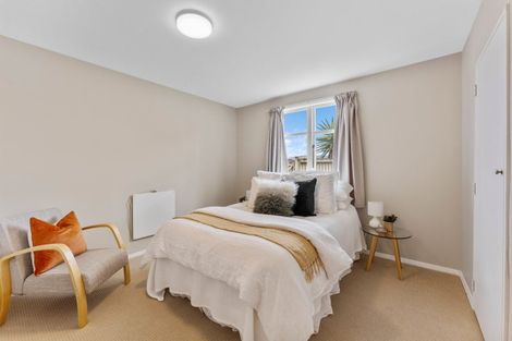 Photo of property in 25 Kiriwai Road, Paremata, Porirua, 5024