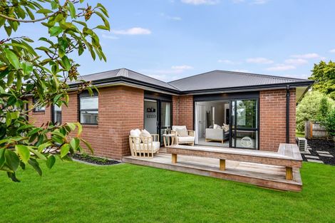 Photo of property in 14/11u Errol Close, Burbush, Hamilton, 3288