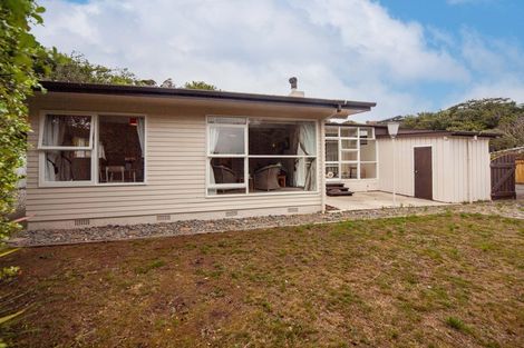 Photo of property in 3 Silverbirch Grove, Churton Park, Wellington, 6037