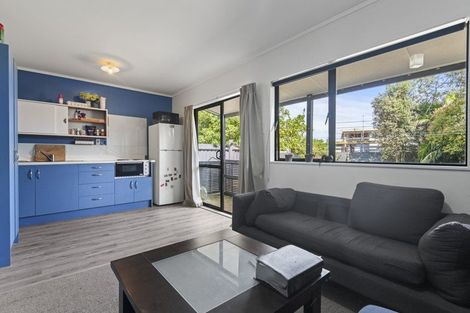 Photo of property in 10 Denbigh Place, Awapuni, Palmerston North, 4412