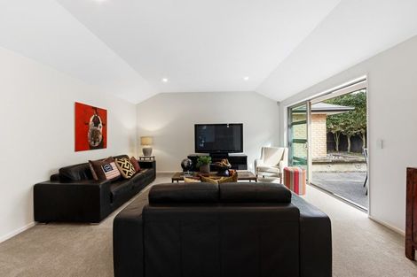 Photo of property in 9 Tawa Place, Parklands, Christchurch, 8083