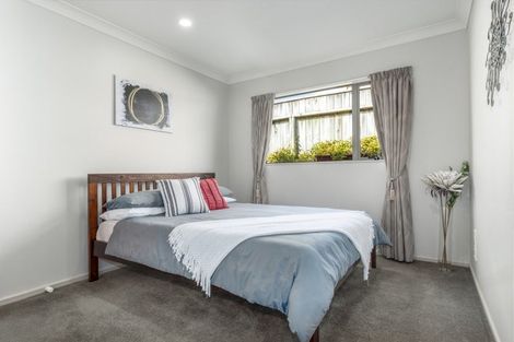 Photo of property in 31 Staithes Drive North, Whitby, Porirua, 5024