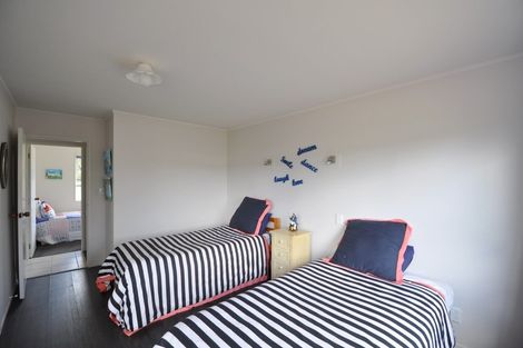 Photo of property in 8 Pleasant Place, Pauanui, Hikuai, 3579