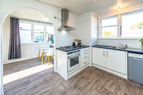 Photo of property in 4 Hinemoa Street, Whanganui East, Whanganui, 4500
