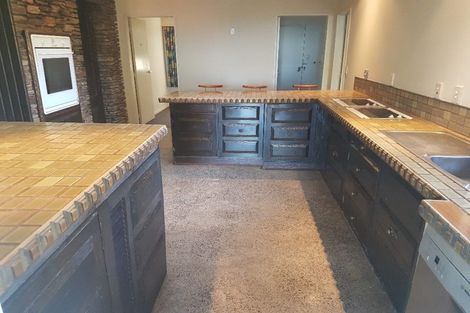 Photo of property in 61 Kotare Street, Waikanae, 5036