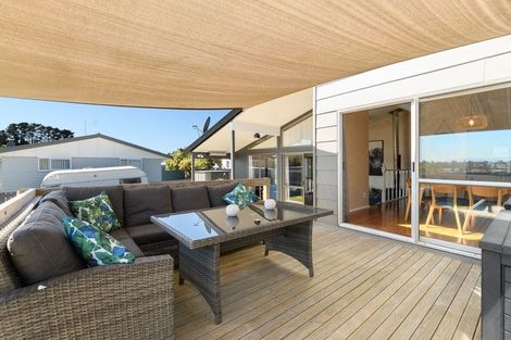 Photo of property in 13 Nicolas Place, Judea, Tauranga, 3110