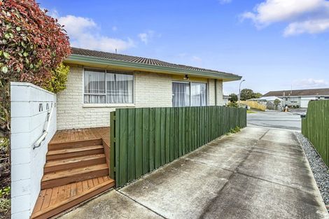 Photo of property in 18 Leonie Place, Aranui, Christchurch, 8061