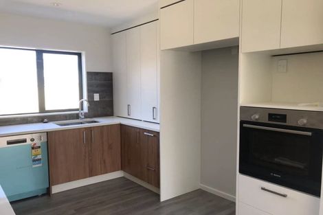 Photo of property in 56 Bordeaux Parade, Te Atatu South, Auckland, 0610