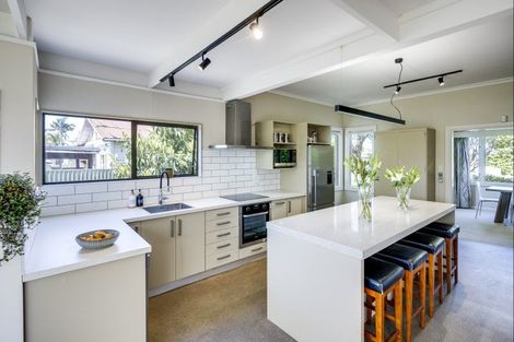 Photo of property in 42 Peddie Street, Taradale, Napier, 4112