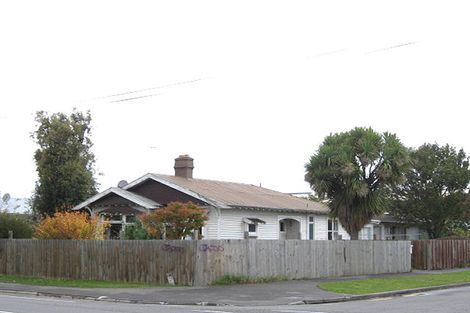 Photo of property in 35 Northcote Road, Northcote, Christchurch, 8052