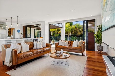 Photo of property in 5 Castor Bay Road, Castor Bay, Auckland, 0620