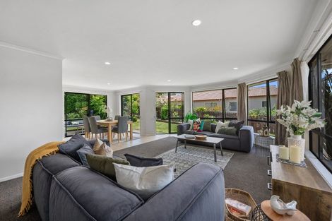 Photo of property in 38 Cabeleigh Drive, Helensville, 0800